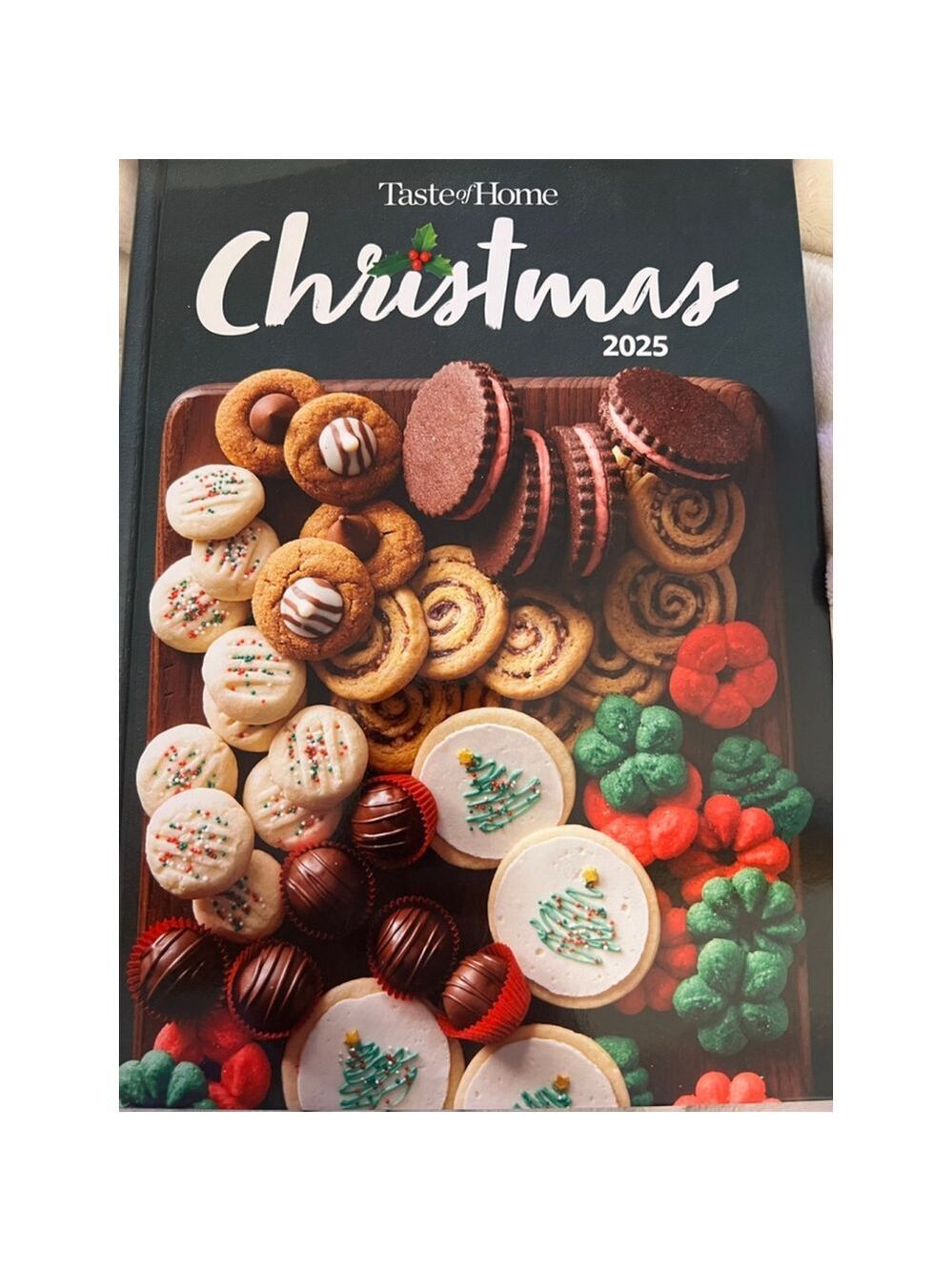 Taste of Home Christmas 2025 Cookbook